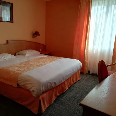 Le Fleuri Szálloda 2*